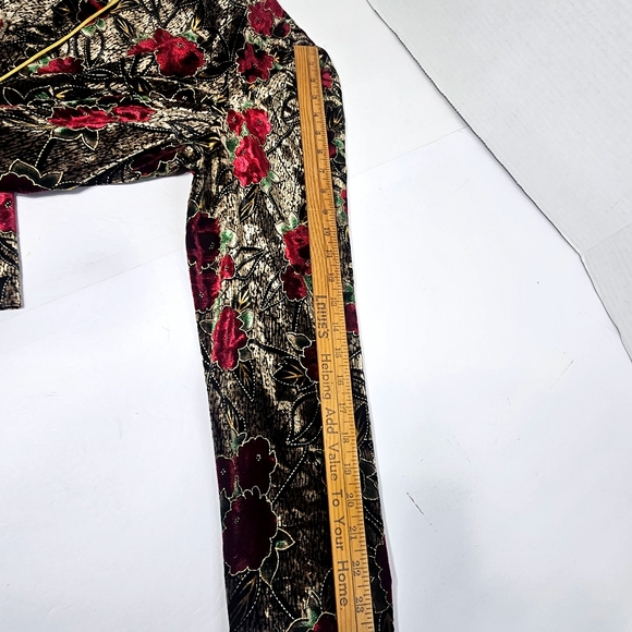 R&K Red and Black Floral Blazer And Skirt Velvet Boho Whinisigoth Vintage - Picture 6 of 15